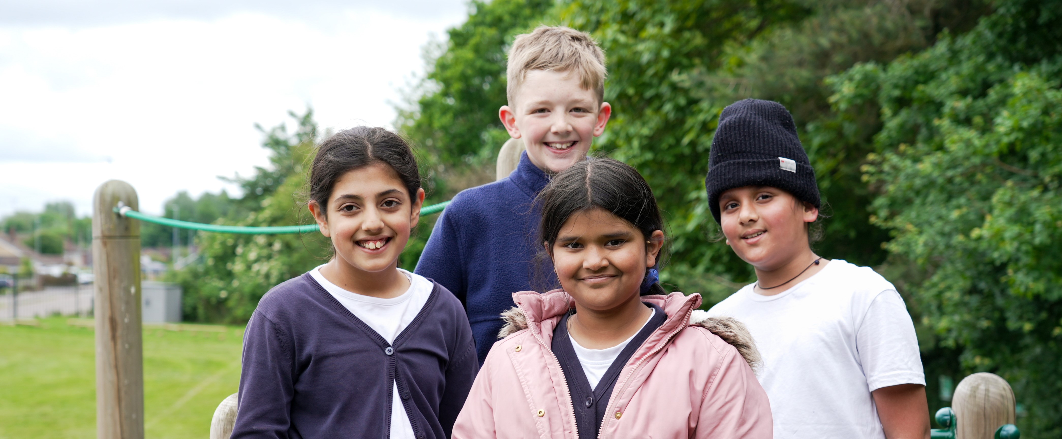 Millfield_Final_Exports-00588 group of pupils web